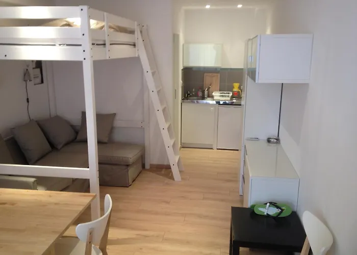 Coquet Et Tranquille Apartment *